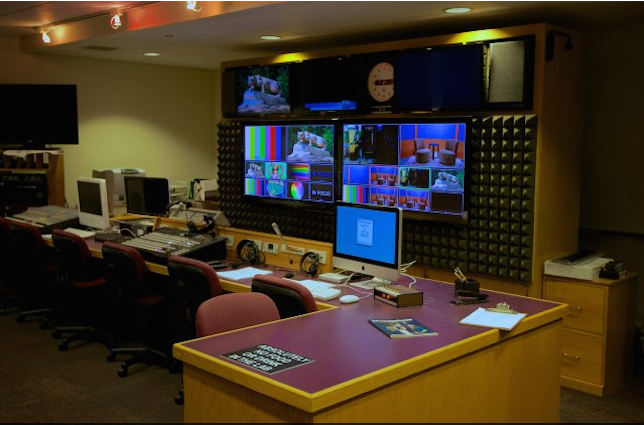 One of the student multimedia labs within Innovation Park 