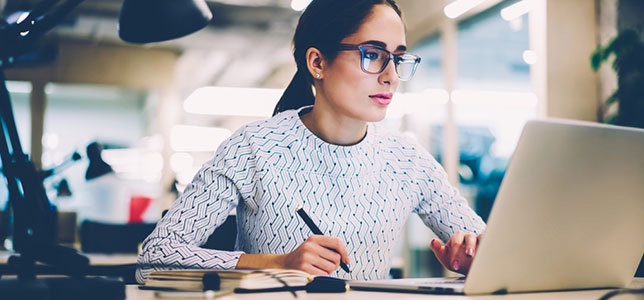 woman working on laptop