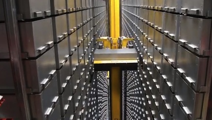 Hunt Library bookBot
