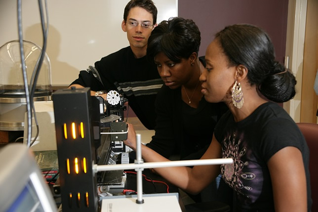 The 8,200 students at North Carolina Central University will have more access to information and services via their mobile devices.
